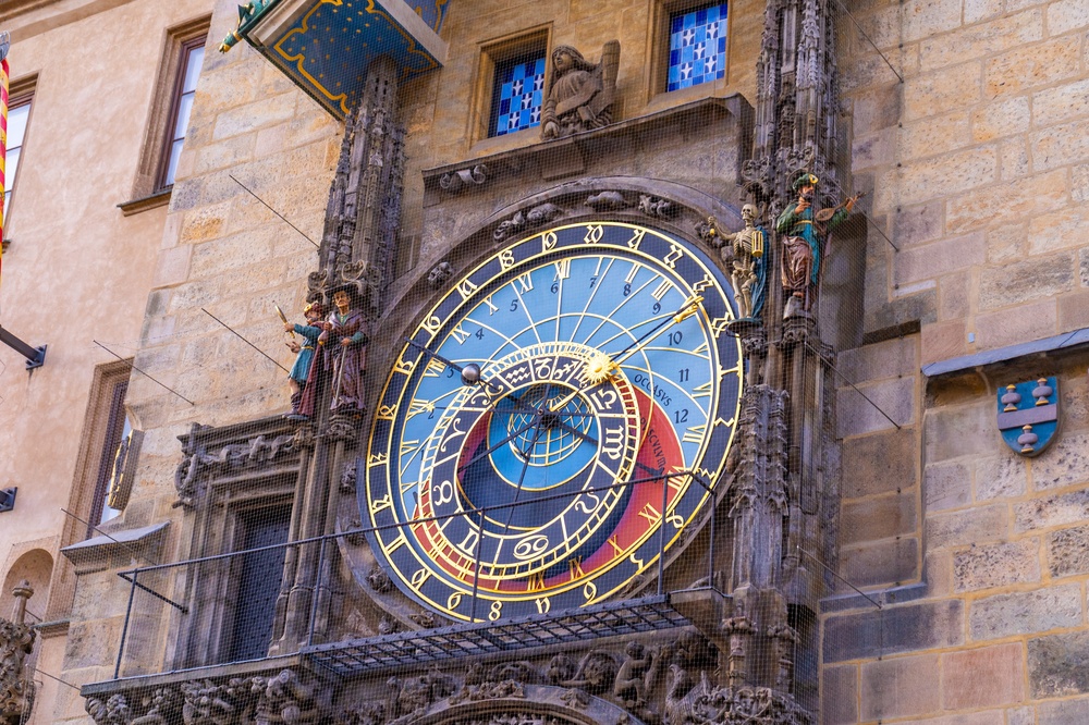 Ez a prágai Orloj, a világ legrégebbi, még mindig működő csillagászati órája.  - Z(s)eppelin utazás