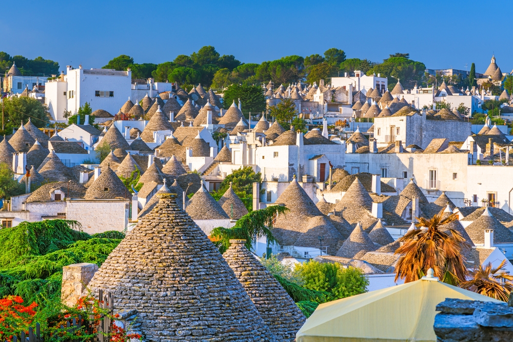 PUGLIA CSILLAGTÚRÁK BARIBÓL - OLASZORSZÁG KÖRUTAZÁS REPÜLŐVEL utazás ajánlat - Z(s)eppelin